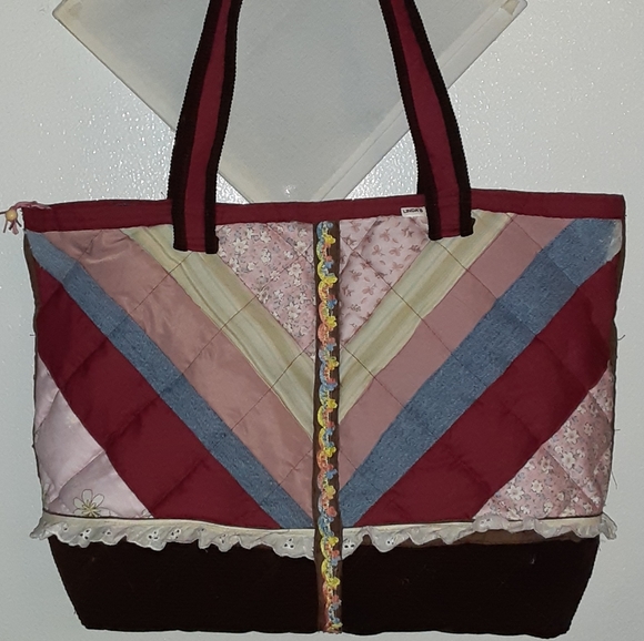 "Whatever Bag" Ladies Handmade Quilted Tote. - Picture 1 of 7